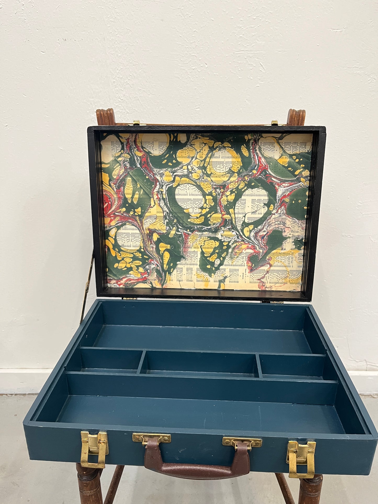 The Pali Customized Vintage Painters Box